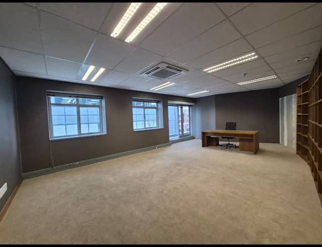 982M² OFFICE TO LET IN SANDTON CENTRAL